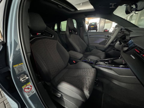 Audi RS3 Sportback 2.5 TFSI quattro Pano|Kuip|HuD|Sonos|PPF