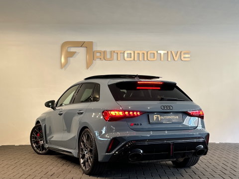 Audi RS3 Sportback 2.5 TFSI quattro Pano|Kuip|HuD|Sonos|PPF