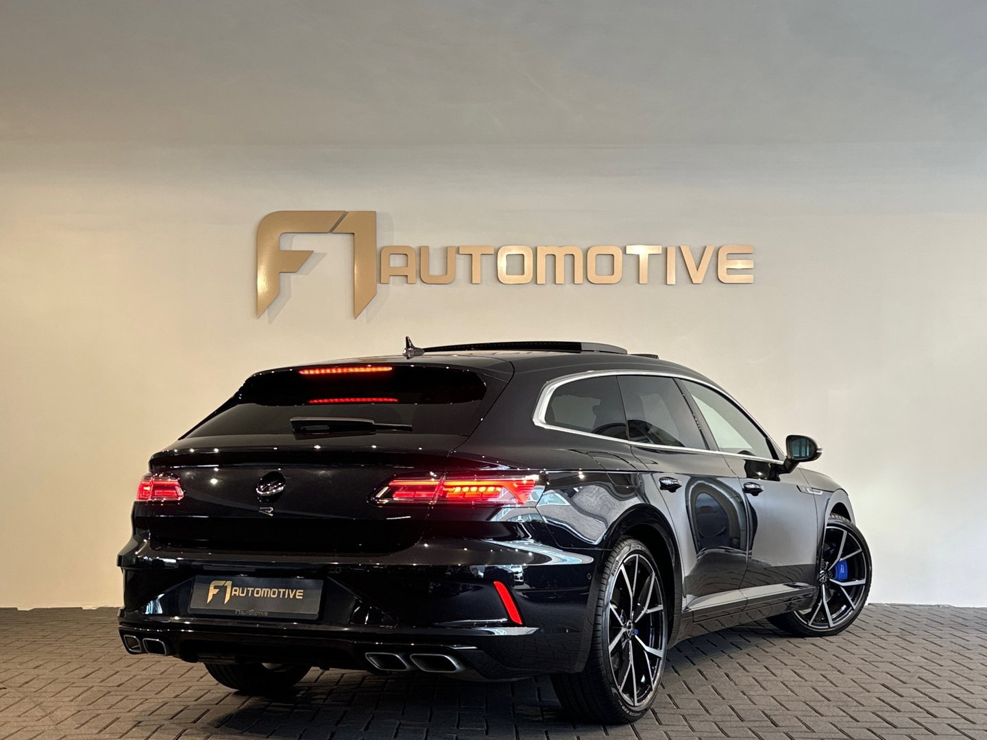 Volkswagen Arteon SB 2.0 TSI 4Motion R Pano|Memory|H/K|Keyless