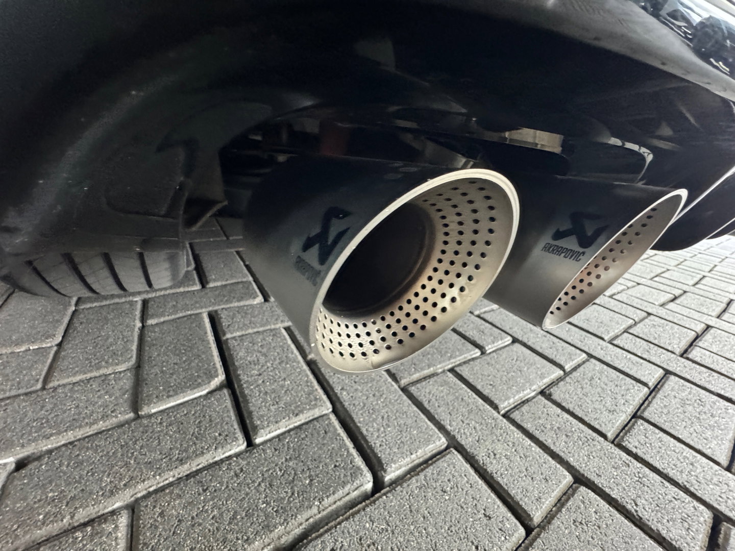 Volkswagen Golf 2.0 TSI 4M R Performance Pano|Akrapovic|Memory