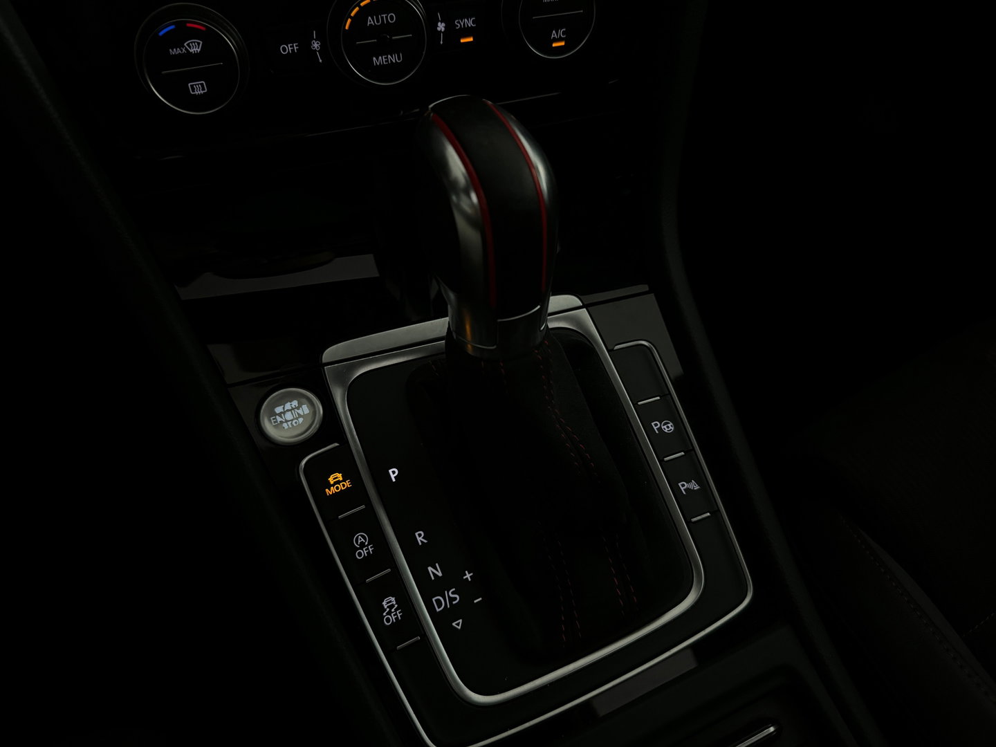 Volkswagen Golf 2.0 TSI GTI TCR Pano|Keyless|DCC|PPF|Milltek