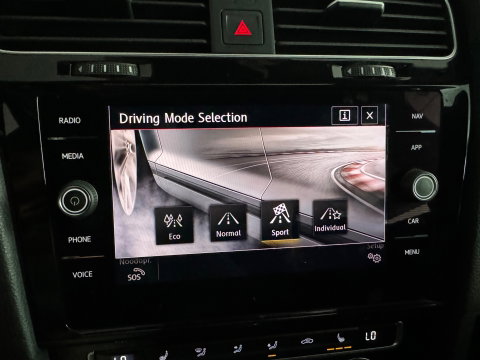 Volkswagen Golf 2.0 TSI GTI TCR Pano|Keyless|DCC|PPF|Milltek