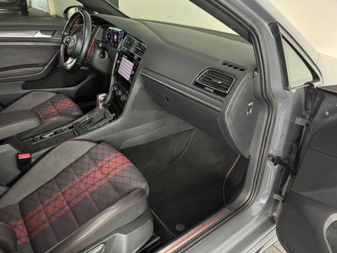 Volkswagen Golf 2.0 TSI GTI TCR Pano|Keyless|DCC|PPF|Milltek