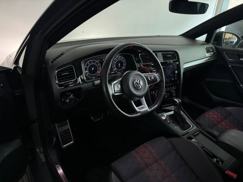 Volkswagen Golf 2.0 TSI GTI TCR Pano|Keyless|DCC|PPF|Milltek