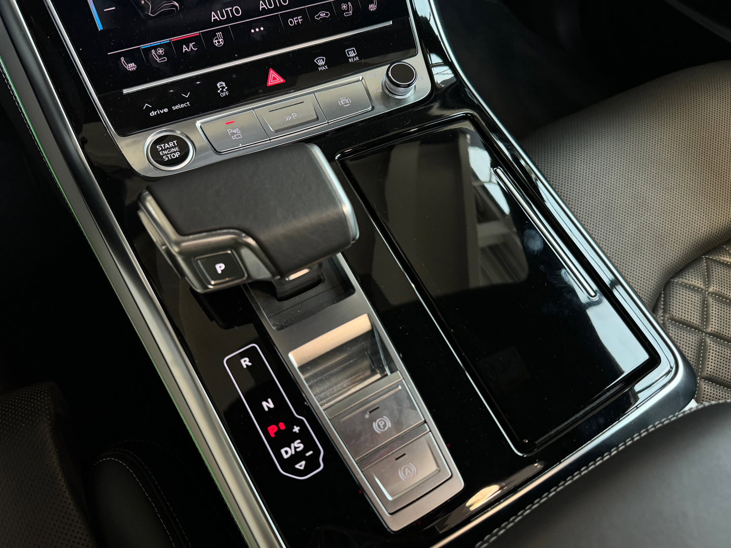 Audi Q8 60 TFSI e quattro S Line Pano|RS Seat|HuD|B&O|Trekhaak