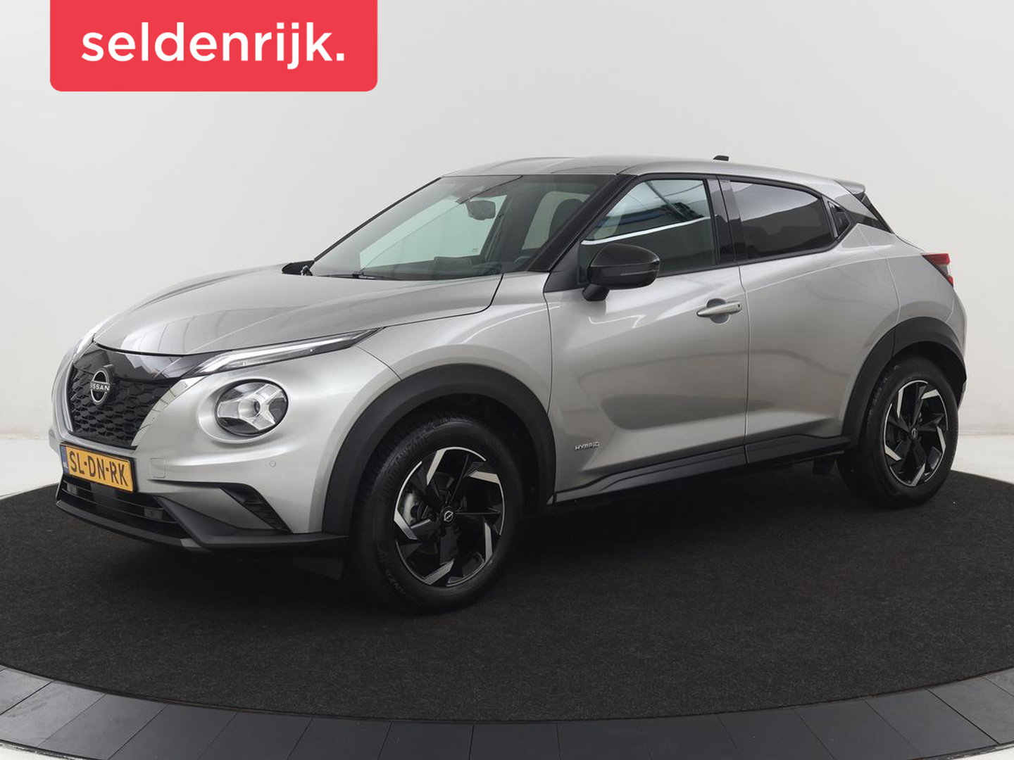 Nissan Juke 1.6 Hybrid Tekna | 360 Camera | Adaptive cruise | Carplay | Navigatie | Half leder | Full LED | Keyless | Climate control | Parkeerhulp | DAB | Bluetooth