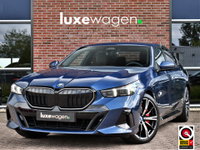 BMW 5 Serie - 550e xDrive M-Sport Pro B&W Trekh Prof-onderstel 20inch