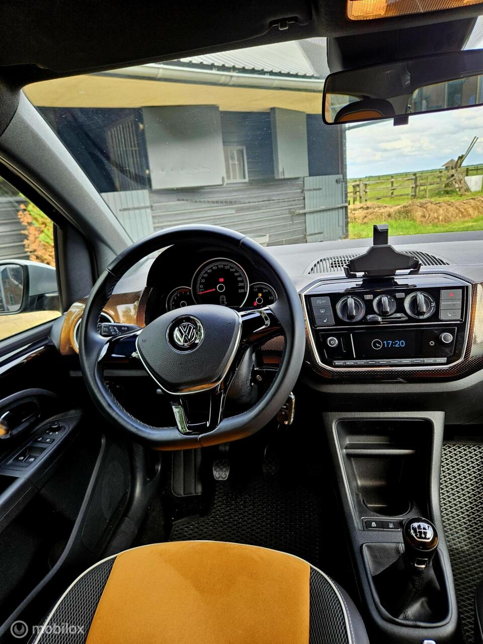 Volkswagen up!
