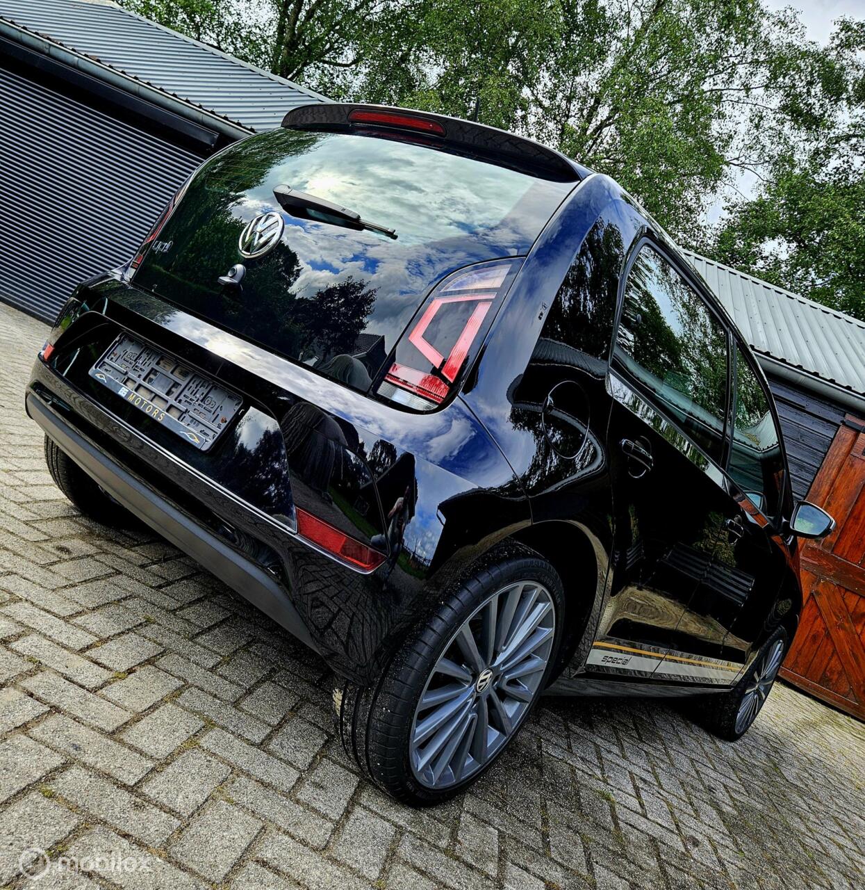 Volkswagen up!