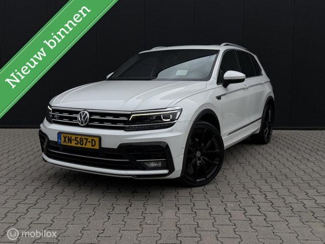 Volkswagen Tiguan - 1.5 TSI 3x R Line/Pano/Headup/ACC/Virtual/Vol!