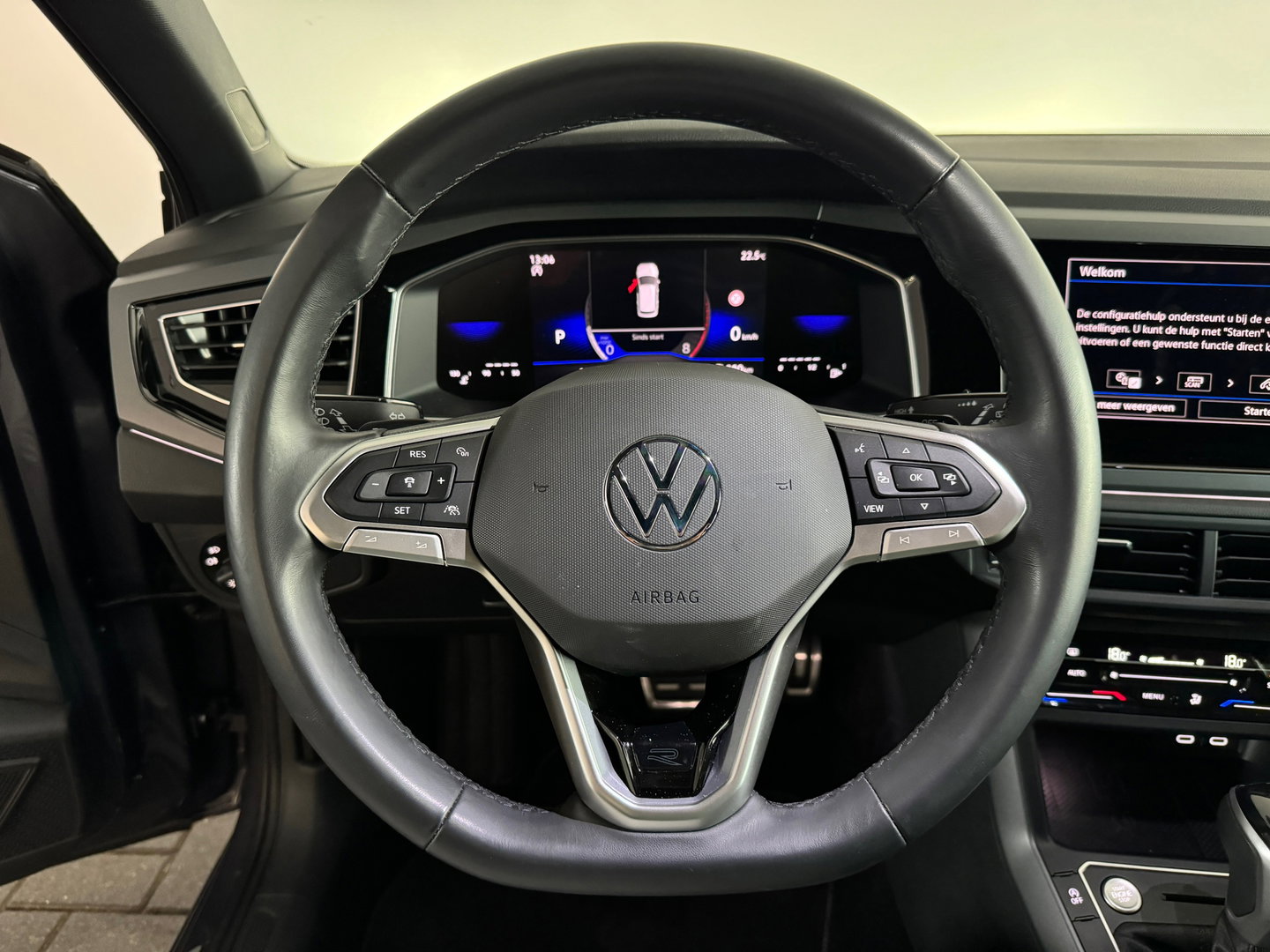 Volkswagen Taigo 1.0 TSI R-Line Edition Keyless|CarPlay|IQ