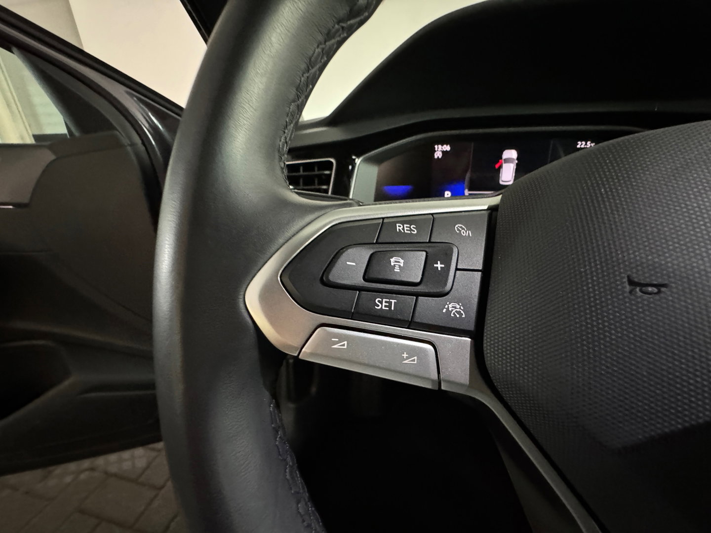 Volkswagen Taigo 1.0 TSI R-Line Edition Keyless|CarPlay|IQ