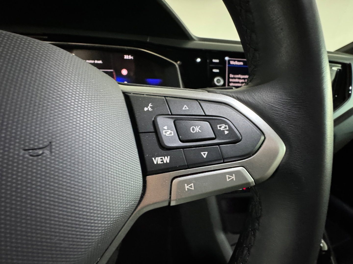 Volkswagen Taigo 1.0 TSI R-Line Edition Keyless|CarPlay|IQ