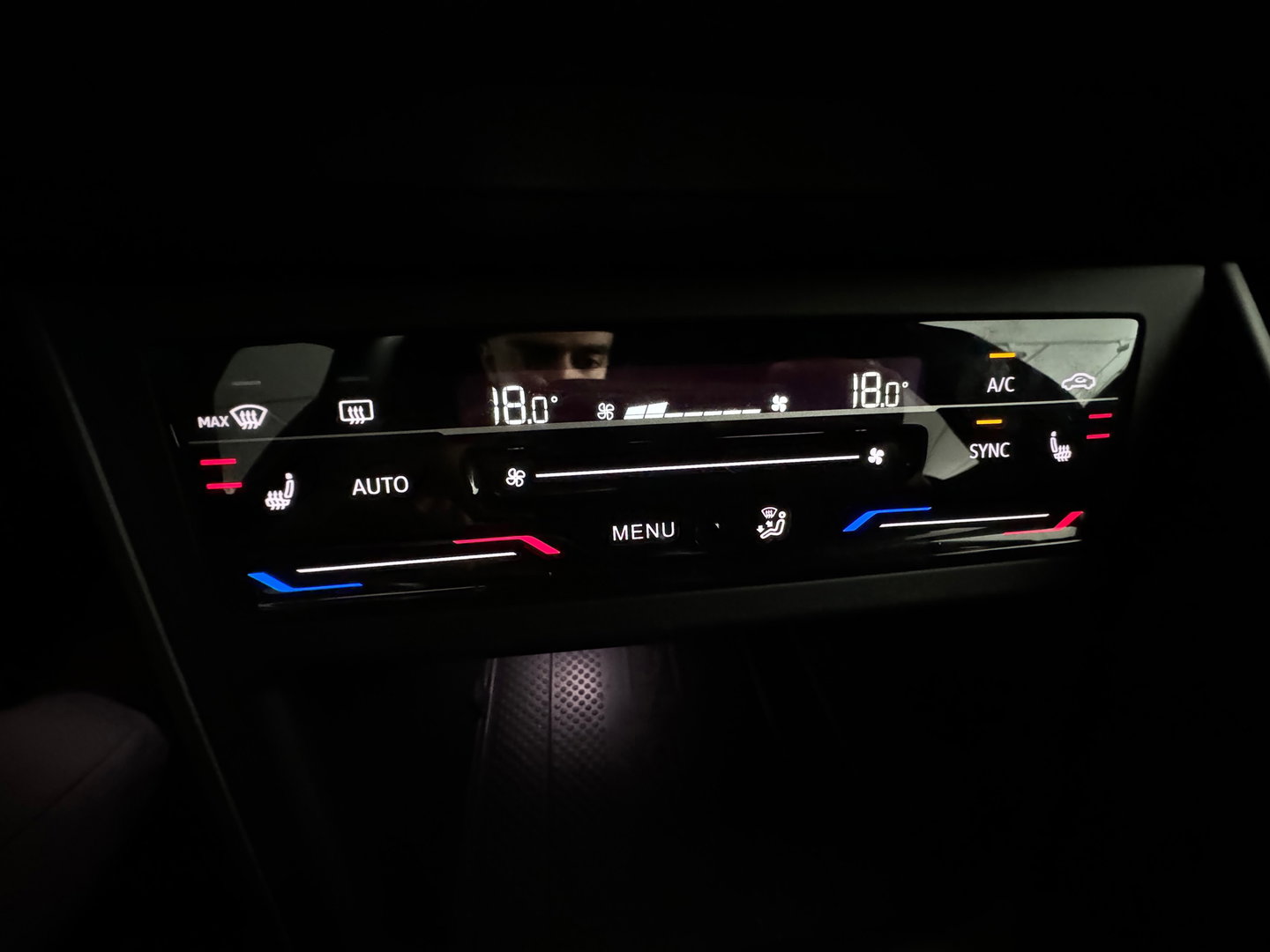 Volkswagen Taigo 1.0 TSI R-Line Edition Keyless|CarPlay|IQ