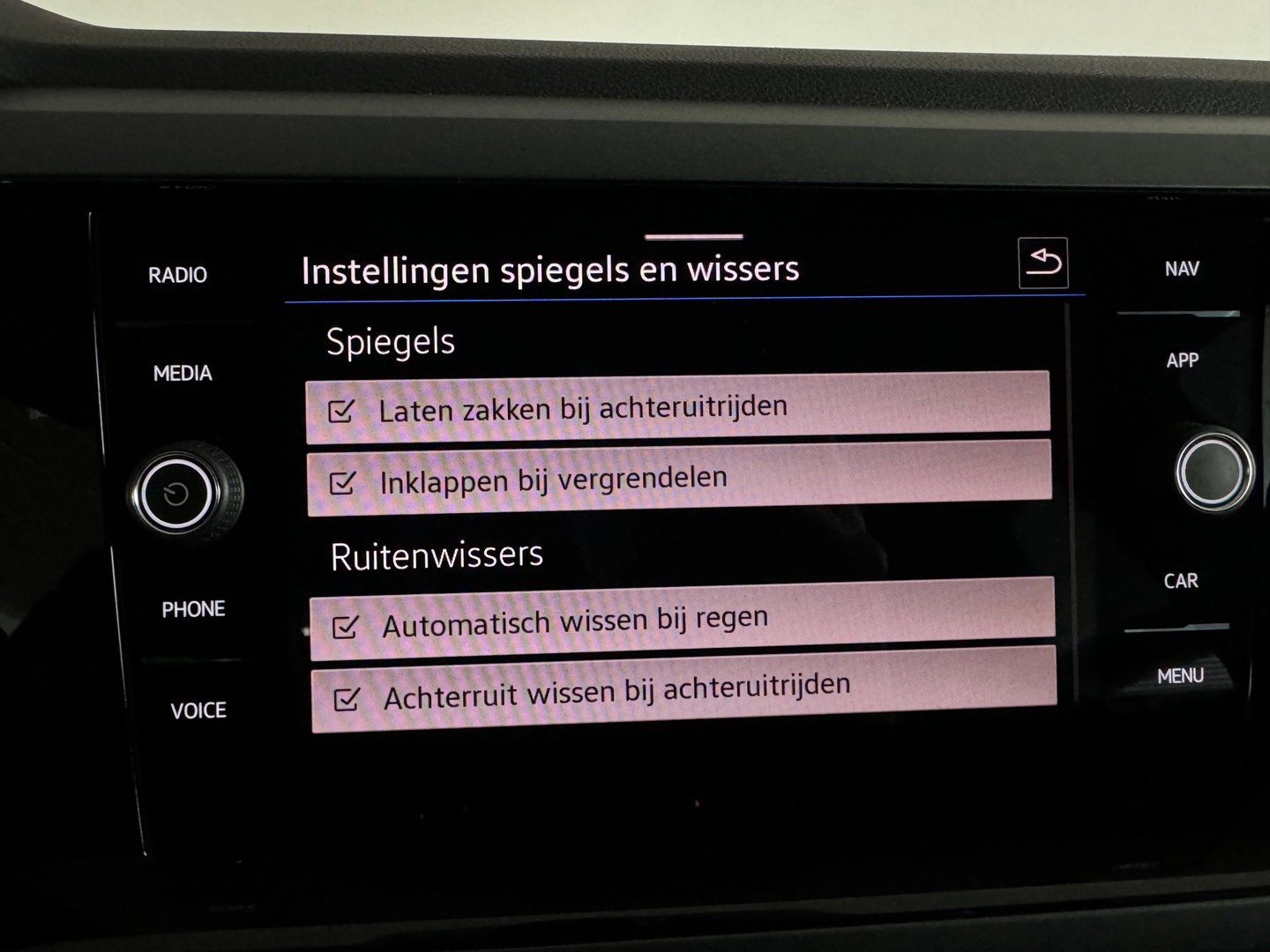 Volkswagen Taigo 1.0 TSI R-Line Edition Keyless|CarPlay|IQ