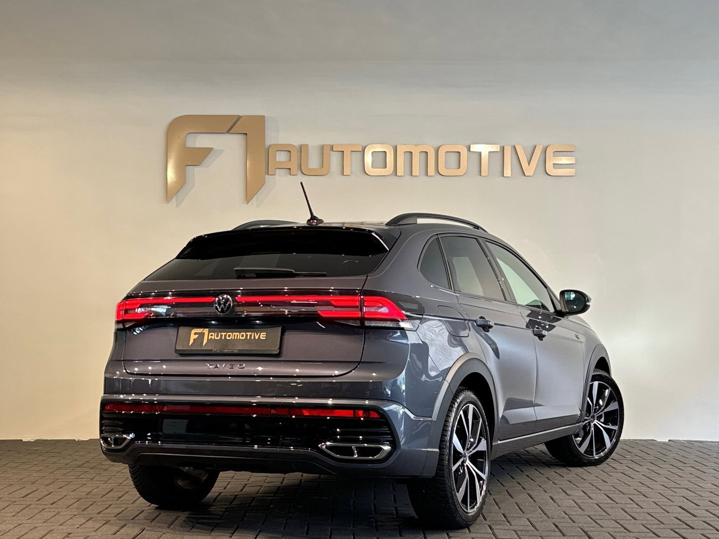 Volkswagen Taigo 1.0 TSI R-Line Edition Keyless|CarPlay|IQ
