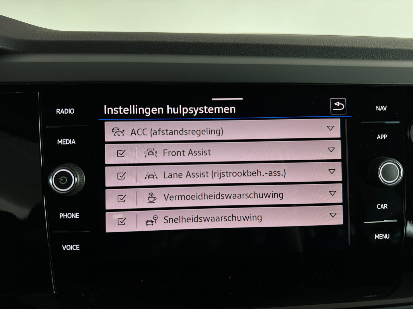 Volkswagen Taigo 1.0 TSI R-Line Edition Keyless|CarPlay|IQ
