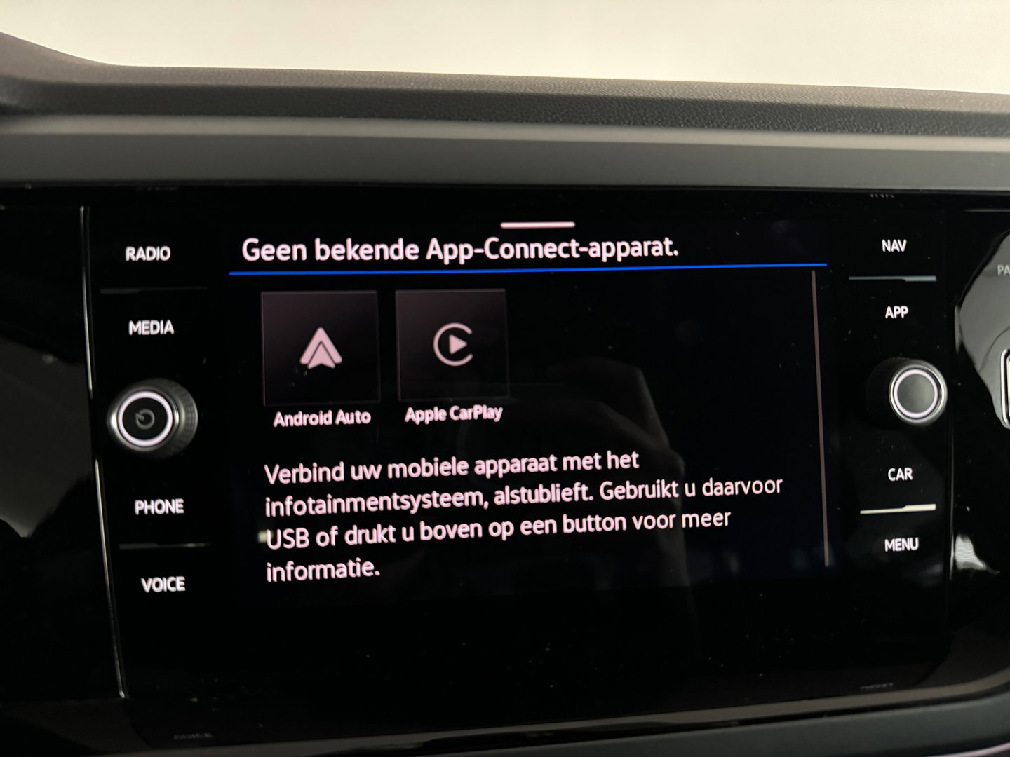 Volkswagen Taigo 1.0 TSI R-Line Edition Keyless|CarPlay|IQ