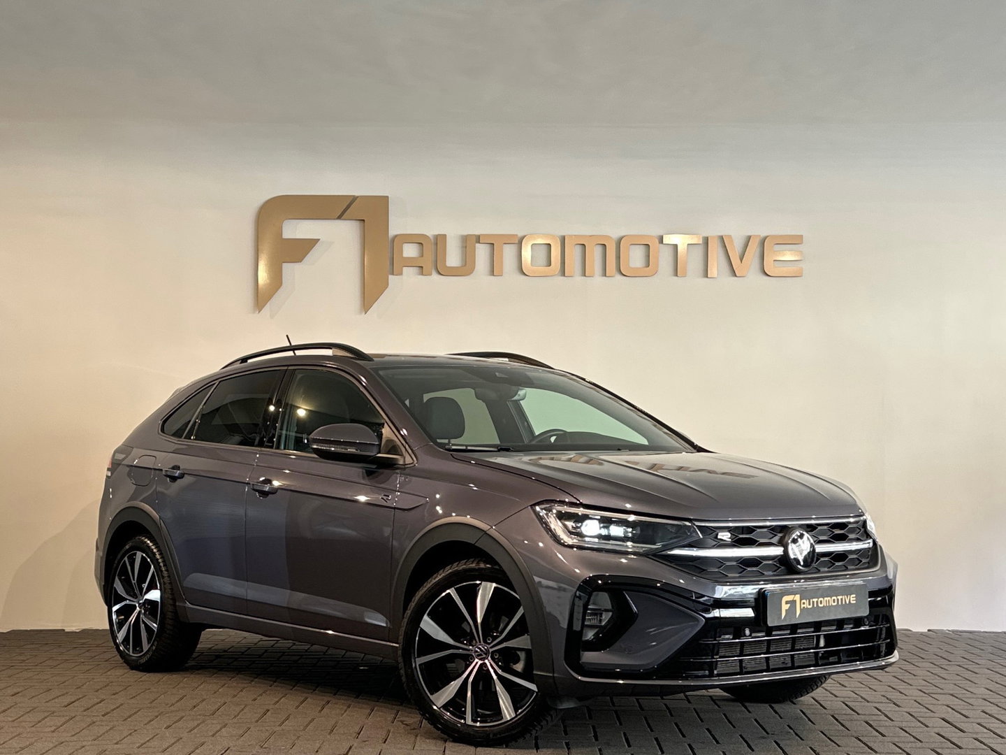 Volkswagen Taigo 1.0 TSI R-Line Edition Keyless|CarPlay|IQ
