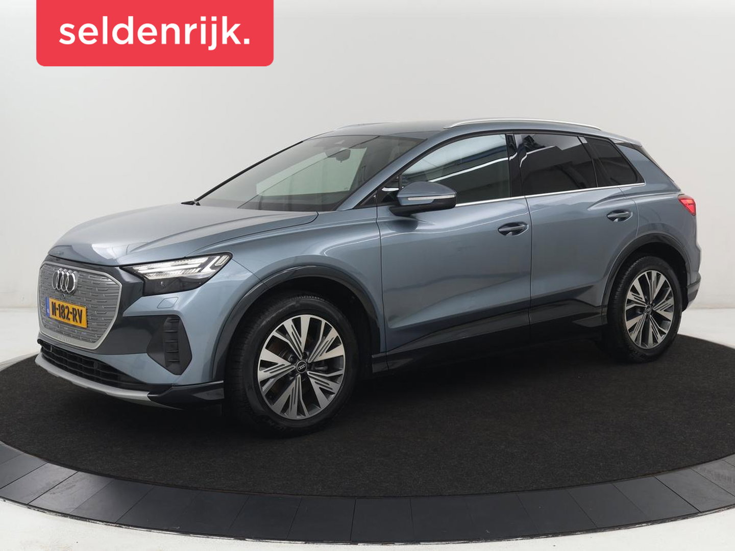 Audi Q4 e-tron 35 Launch edition Advanced 55 kWh | SOH 91% | Carplay | Stoelverwarming| Matrix LED | DAB | Cruise control | Parkeerhulp | Virtual cockpit | Navigatie