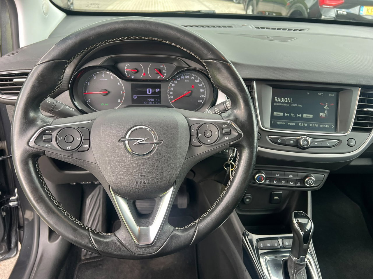 Opel Crossland X