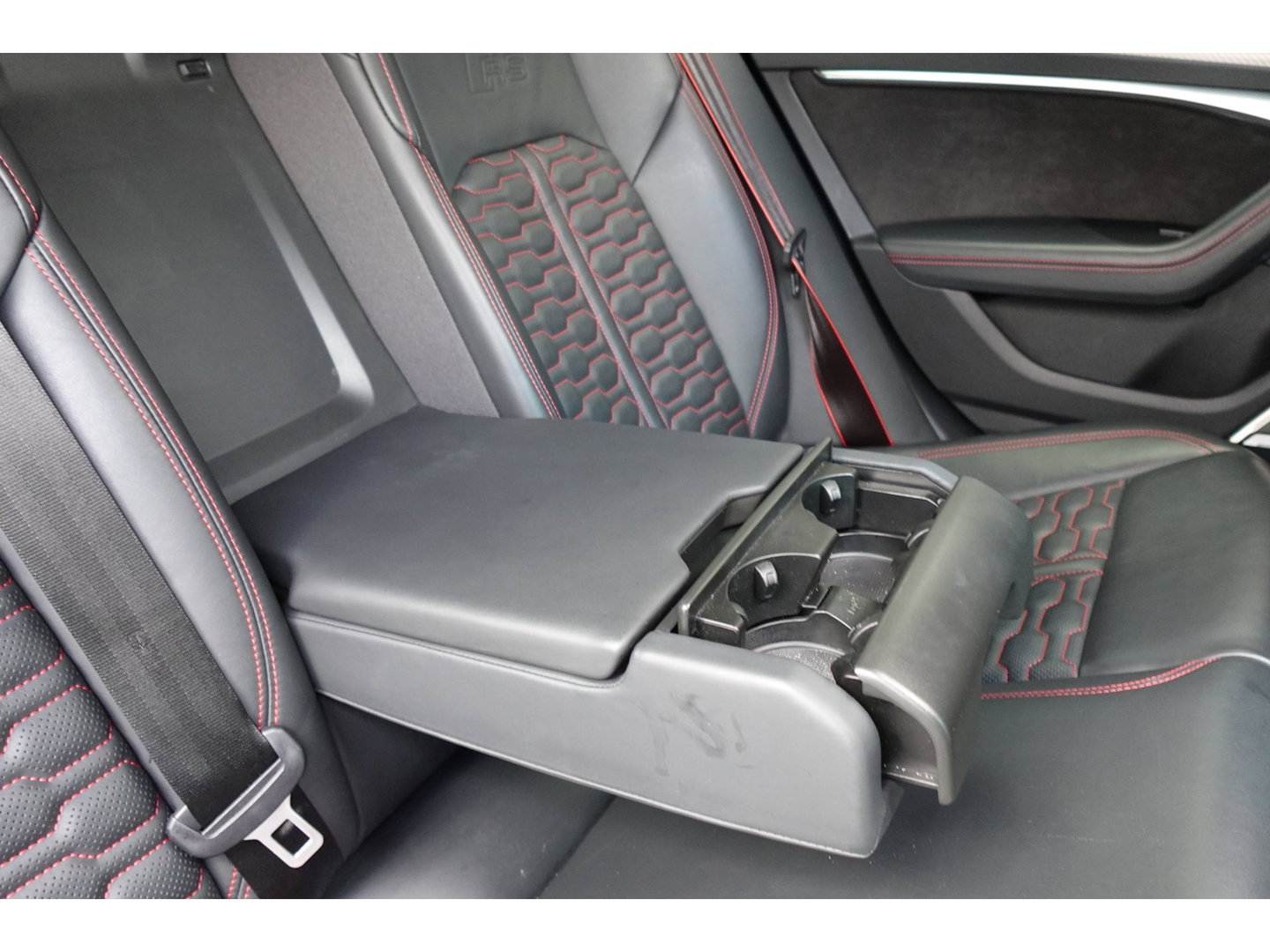 Audi RS7 Sportback 4.0 TFSI RS 7 quattro PANO HUD KEYLESS SFEER