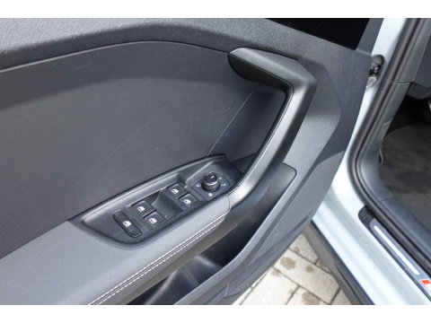 Audi A1 citycarver 30 TFSI ACC KEYLESS CARPLAY