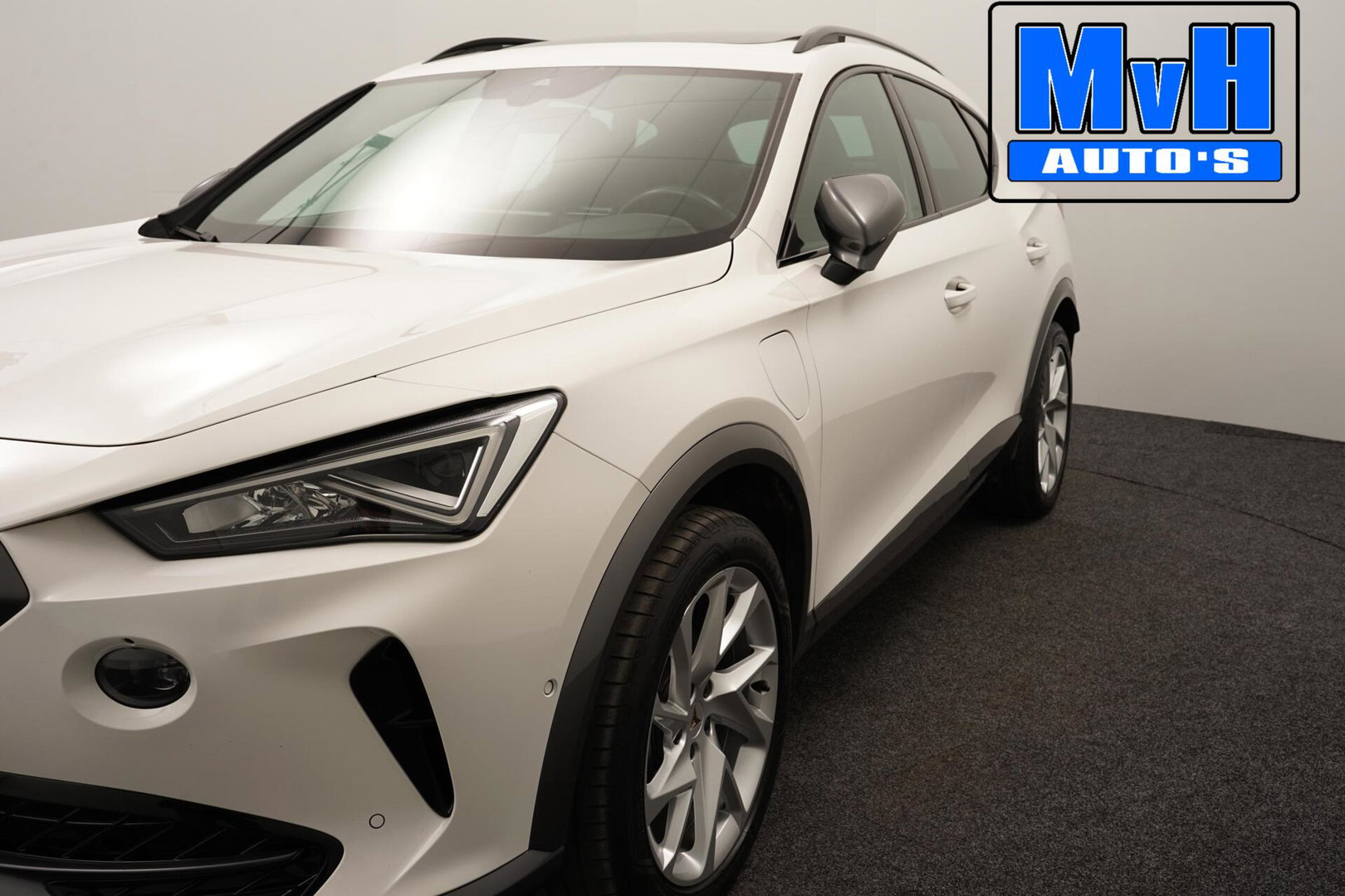 CUPRA Formentor 1.4 TSI e-Hybrid|KUIPSTOEL|PANO|STOEL/STUUR.VERW