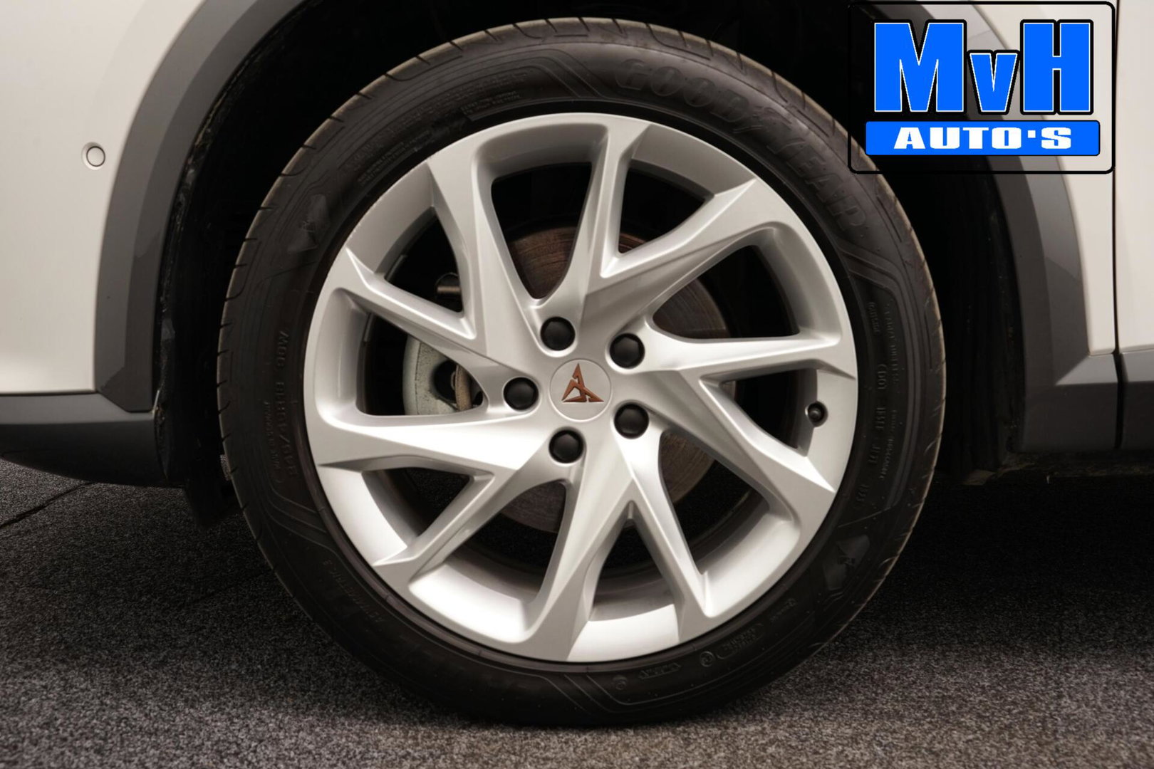 CUPRA Formentor 1.4 TSI e-Hybrid|KUIPSTOEL|PANO|STOEL/STUUR.VERW