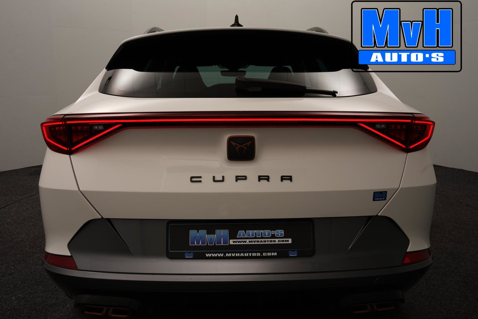 CUPRA Formentor 1.4 TSI e-Hybrid|KUIPSTOEL|PANO|STOEL/STUUR.VERW