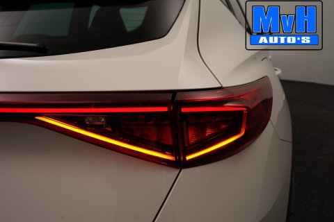 CUPRA Formentor 1.4 TSI e-Hybrid|KUIPSTOEL|PANO|STOEL/STUUR.VERW