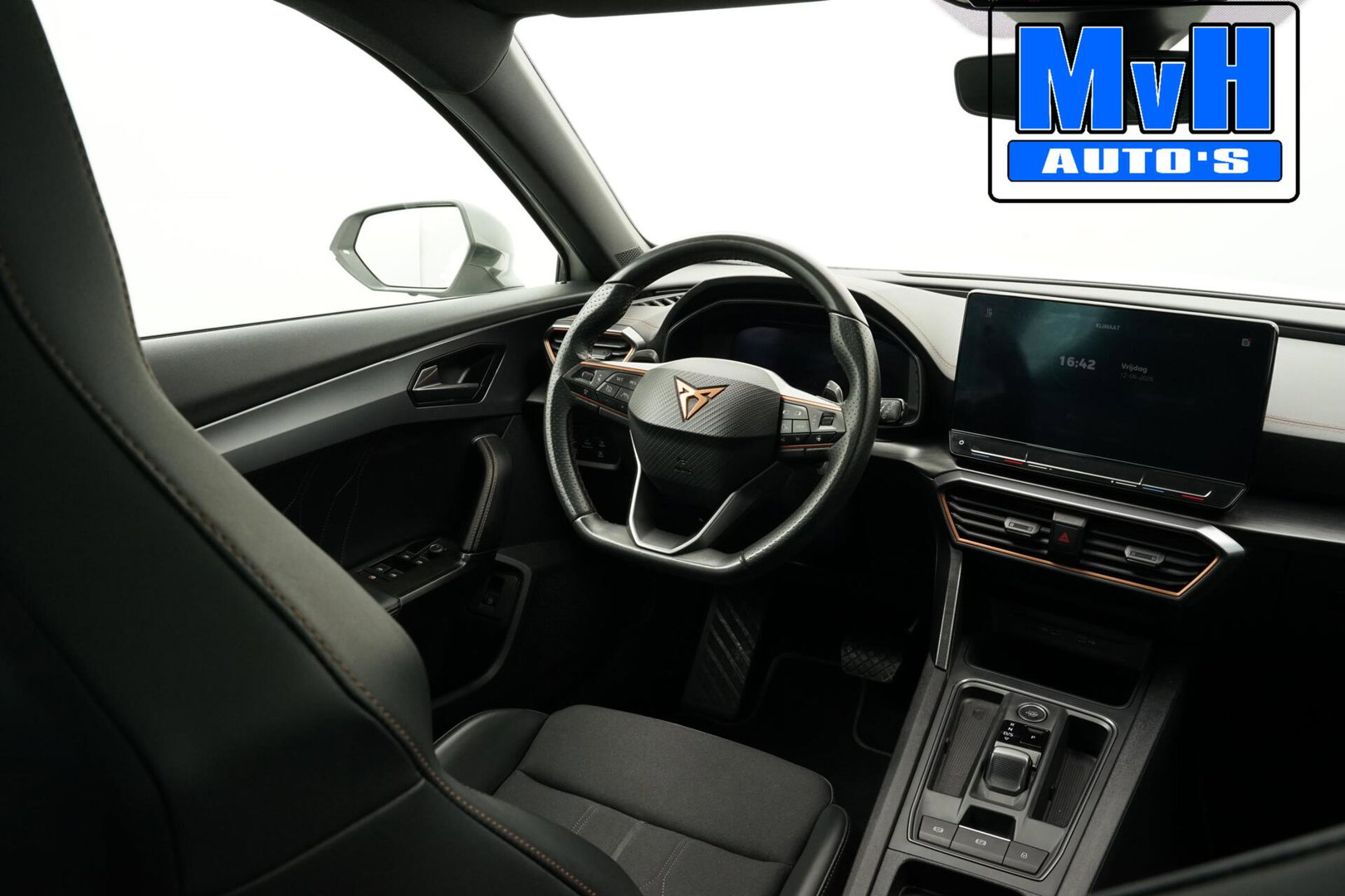 CUPRA Formentor 1.4 TSI e-Hybrid|KUIPSTOEL|PANO|STOEL/STUUR.VERW