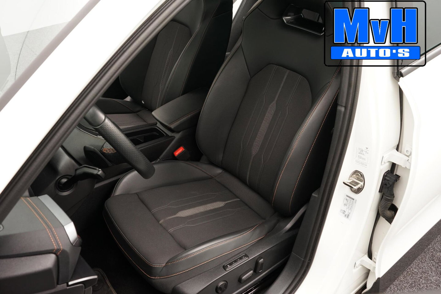 CUPRA Formentor 1.4 TSI e-Hybrid|KUIPSTOEL|PANO|STOEL/STUUR.VERW