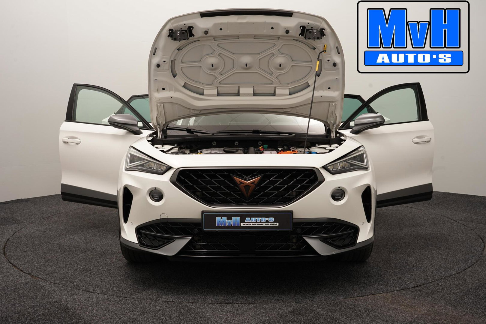 CUPRA Formentor 1.4 TSI e-Hybrid|KUIPSTOEL|PANO|STOEL/STUUR.VERW