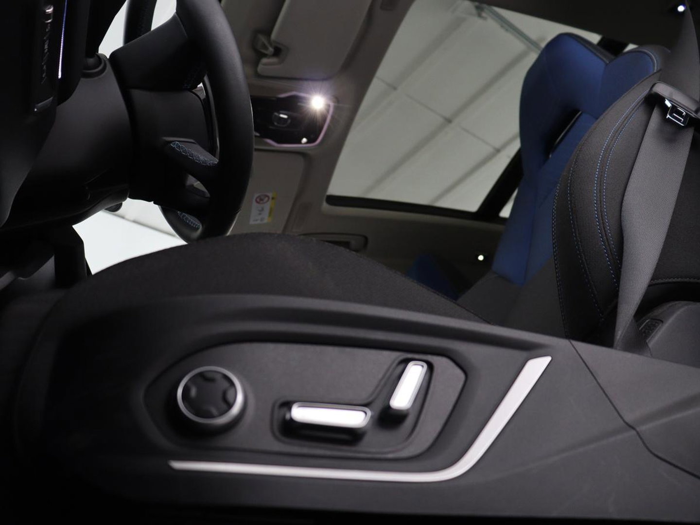 Lynk & Co 01 Plug In | SOH 95.2 % | Panoramadak | Infinity by Harman | 360 Camera | Adaptive cruise | Stoelverwarming | Carplay | Memory | Full LED | PHEV