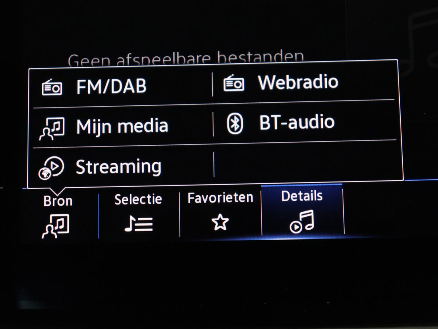 Volkswagen Taigo 1.0 TSI Life Business | Stoelverwarming | Adaptive cruise | Carplay | Navigatie | Parkeerhulp | DAB | Climate control | Full LED | File Assistent | 53.300km NAP | Origineel NL