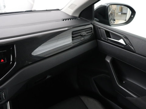 Volkswagen Taigo 1.0 TSI Life Virtual | Climate Control | Navi | Climate Control | Parkeersensor | DAB+ | Carplay | Stoelverwarming | Cruise Control
