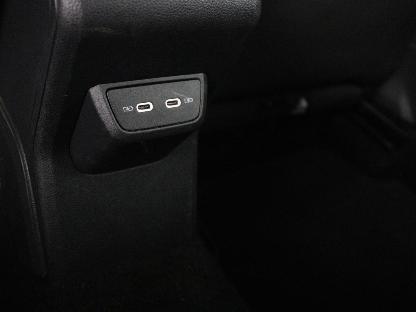 Volkswagen Taigo 1.0 TSI Life Virtual | Climate Control | Navi | Climate Control | Parkeersensor | DAB+ | Carplay | Stoelverwarming | Cruise Control