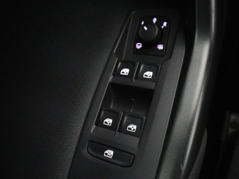Volkswagen Taigo 1.0 TSI Life Virtual | Climate Control | Navi | Climate Control | Parkeersensor | DAB+ | Carplay | Stoelverwarming | Cruise Control