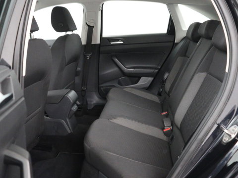 Volkswagen Taigo 1.0 TSI Life Virtual | Climate Control | Navi | Climate Control | Parkeersensor | DAB+ | Carplay | Stoelverwarming | Cruise Control