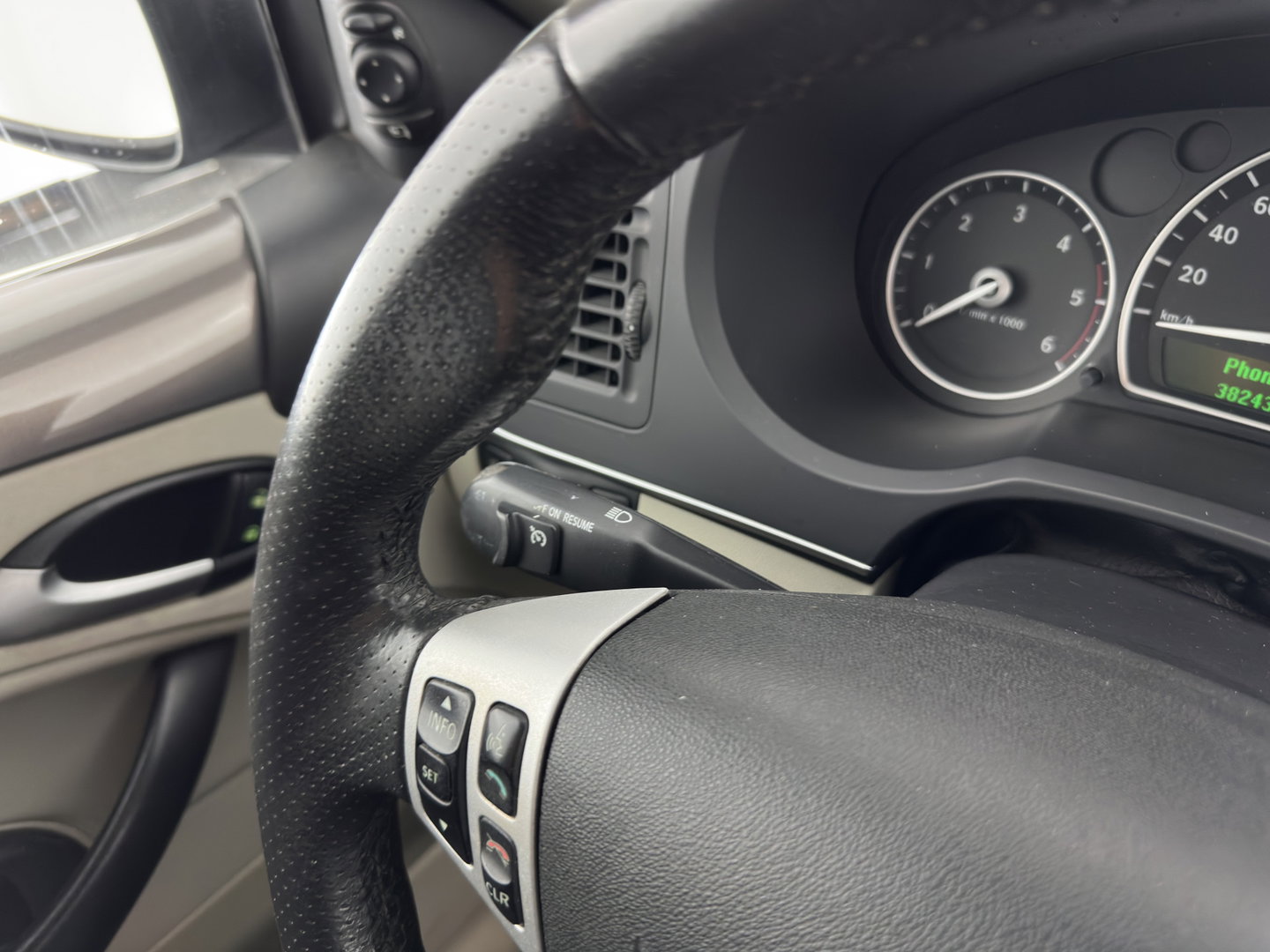 Saab 9-3 Cabrio 1.9 TiD Vector *AUT | NAVI-FULLMAP | LEATHER | ECC | PDC | CRUISE | HEATED-COMFORTSEATS | TOWBAR | 16''ALU*
