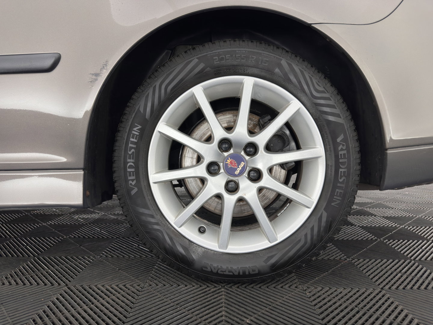 Saab 9-3 Cabrio 1.9 TiD Vector *AUT | NAVI-FULLMAP | LEATHER | ECC | PDC | CRUISE | HEATED-COMFORTSEATS | TOWBAR | 16''ALU*
