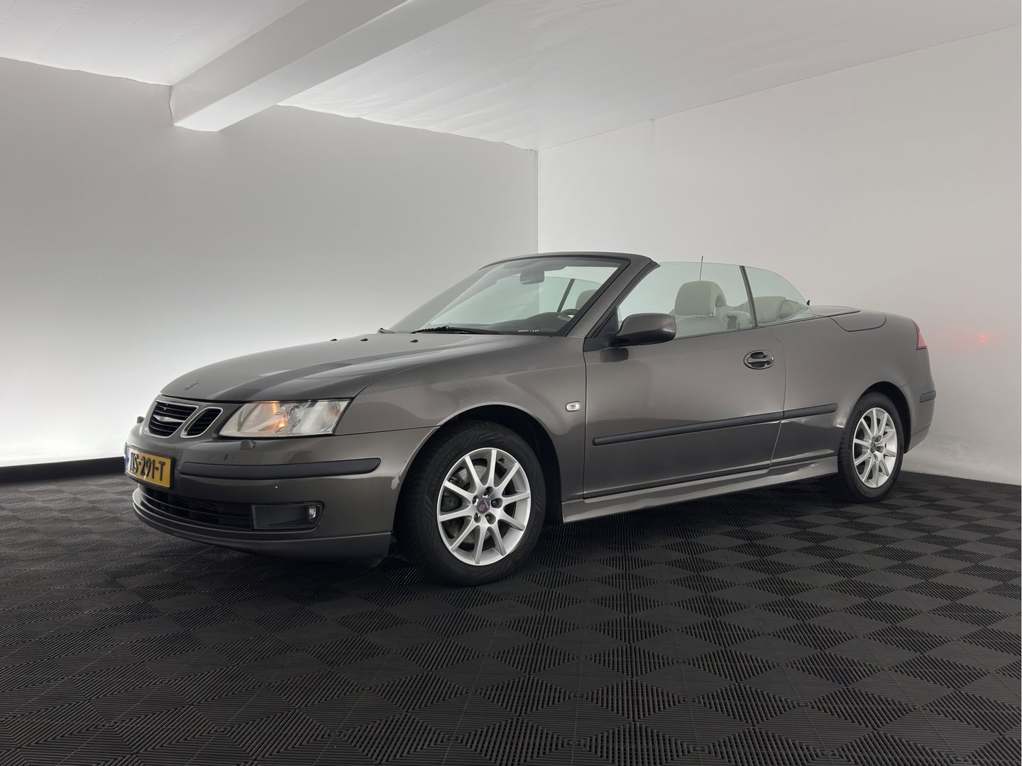 Saab 9-3 Cabrio 1.9 TiD Vector *AUT | NAVI-FULLMAP | LEATHER | ECC | PDC | CRUISE | HEATED-COMFORTSEATS | TOWBAR | 16''ALU*
