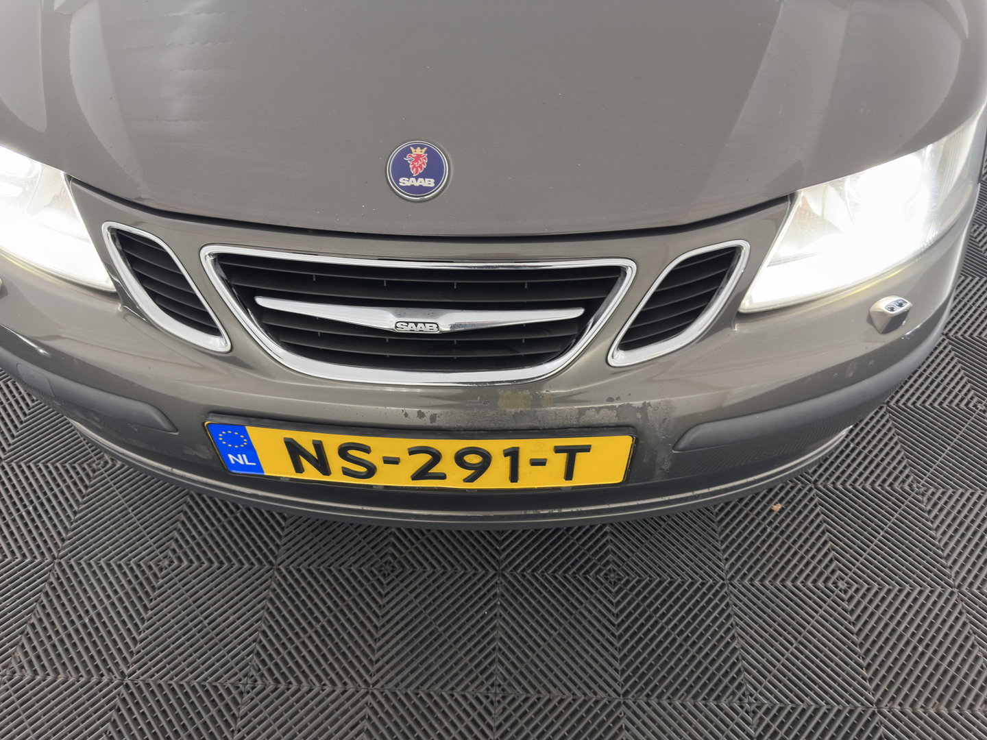 Saab 9-3 Cabrio 1.9 TiD Vector *AUT | NAVI-FULLMAP | LEATHER | ECC | PDC | CRUISE | HEATED-COMFORTSEATS | TOWBAR | 16''ALU*