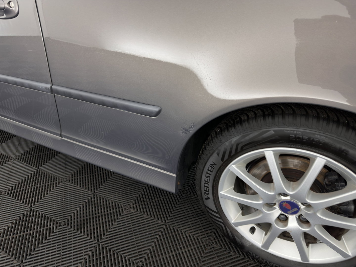 Saab 9-3 Cabrio 1.9 TiD Vector *AUT | NAVI-FULLMAP | LEATHER | ECC | PDC | CRUISE | HEATED-COMFORTSEATS | TOWBAR | 16''ALU*