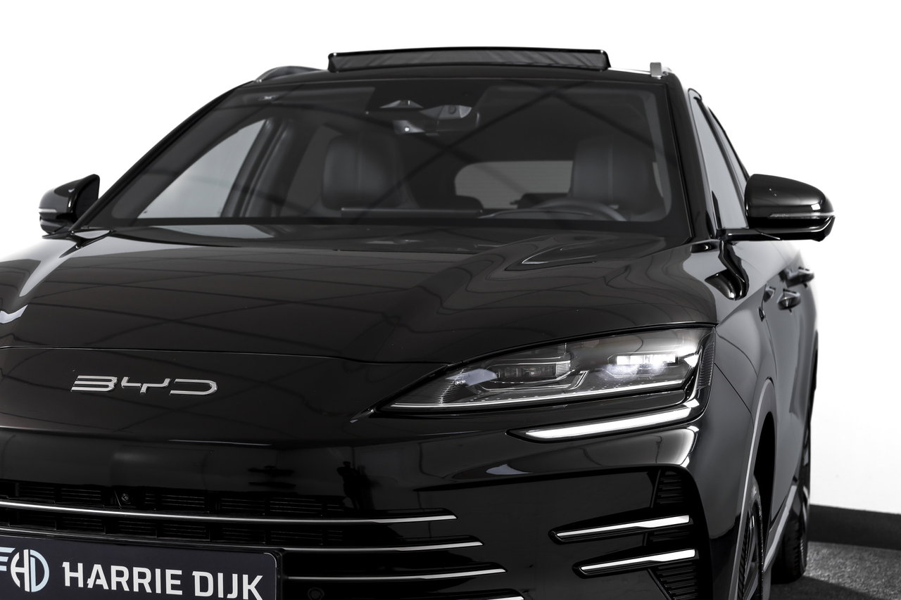 BYD SEAL U