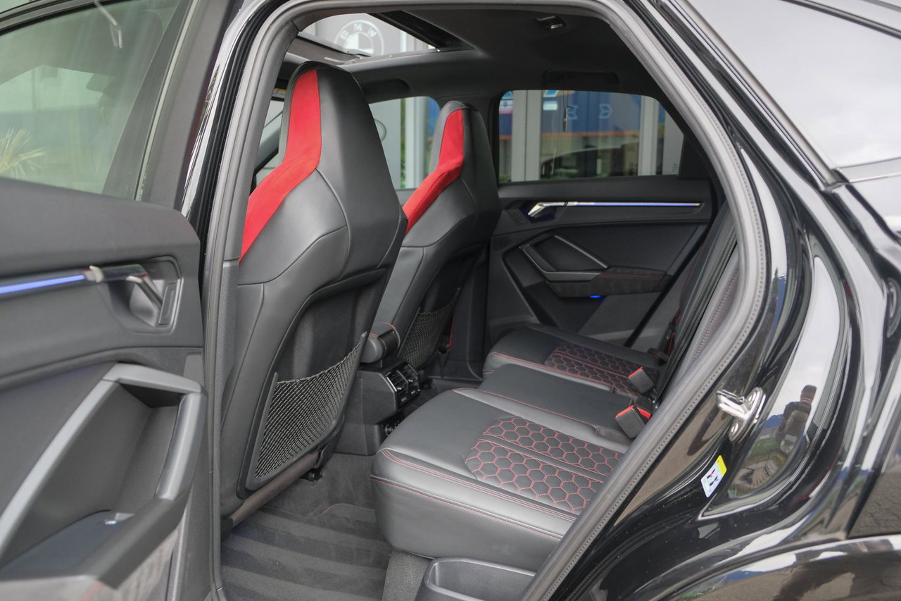 Audi RSQ3