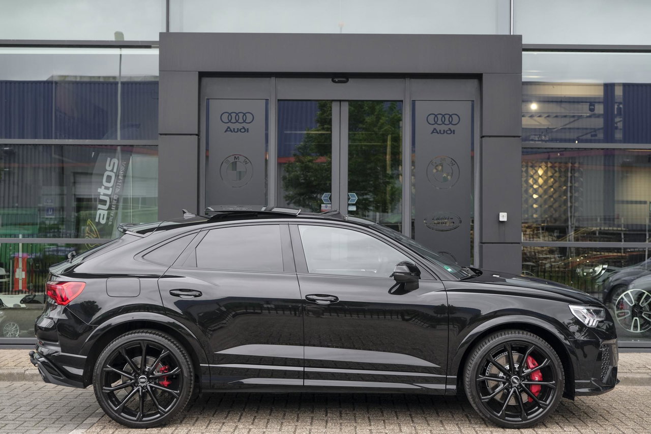 Audi RSQ3