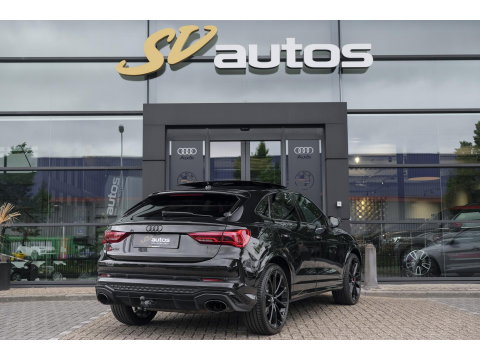 Audi RSQ3 Sportback TFSI 400pk Panoramadak Sonos Trekhaak 21" LMV BOMVOL Rode stiksels Carbon