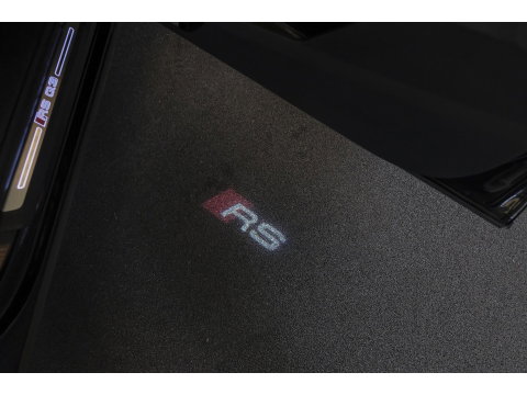 Audi RSQ3 Sportback TFSI 400pk Panoramadak Sonos Trekhaak 21" LMV BOMVOL Rode stiksels Carbon